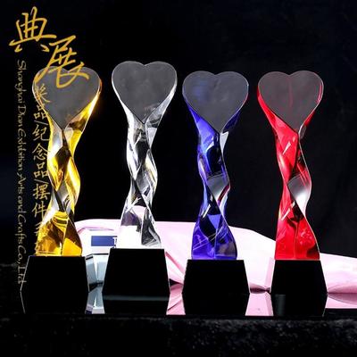 凝心聚力，传递温暖 抗击爱心奖杯系列文化艺术咨询服务的社会价值